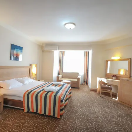 Crystal & Hotel 5*
