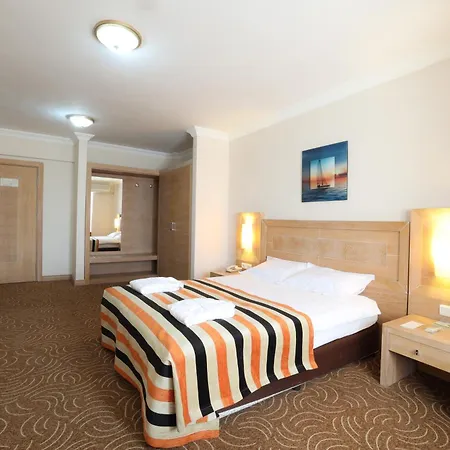 Szálloda Crystal & Kaymaklı