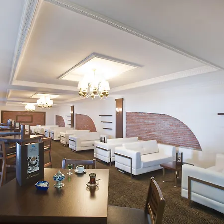 Hotel Crystal & Kaymaklı