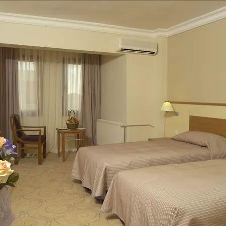 Crystal & Hotel Kaymaklı