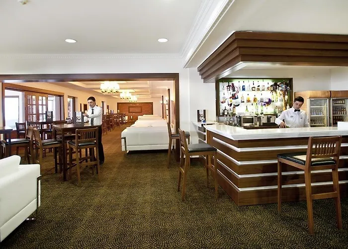 Crystal & Hotell Kaymaklı